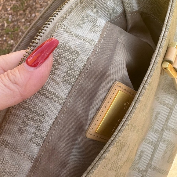 Authentic Fendi Zucca Canvas Tote Handbag ✨ - Picture 12 of 14